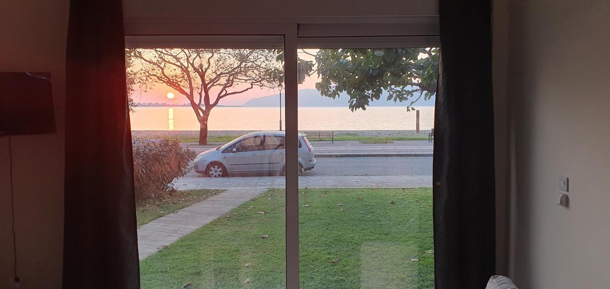 Nafpaktos Seaside Apartment Dış mekan fotoğraf